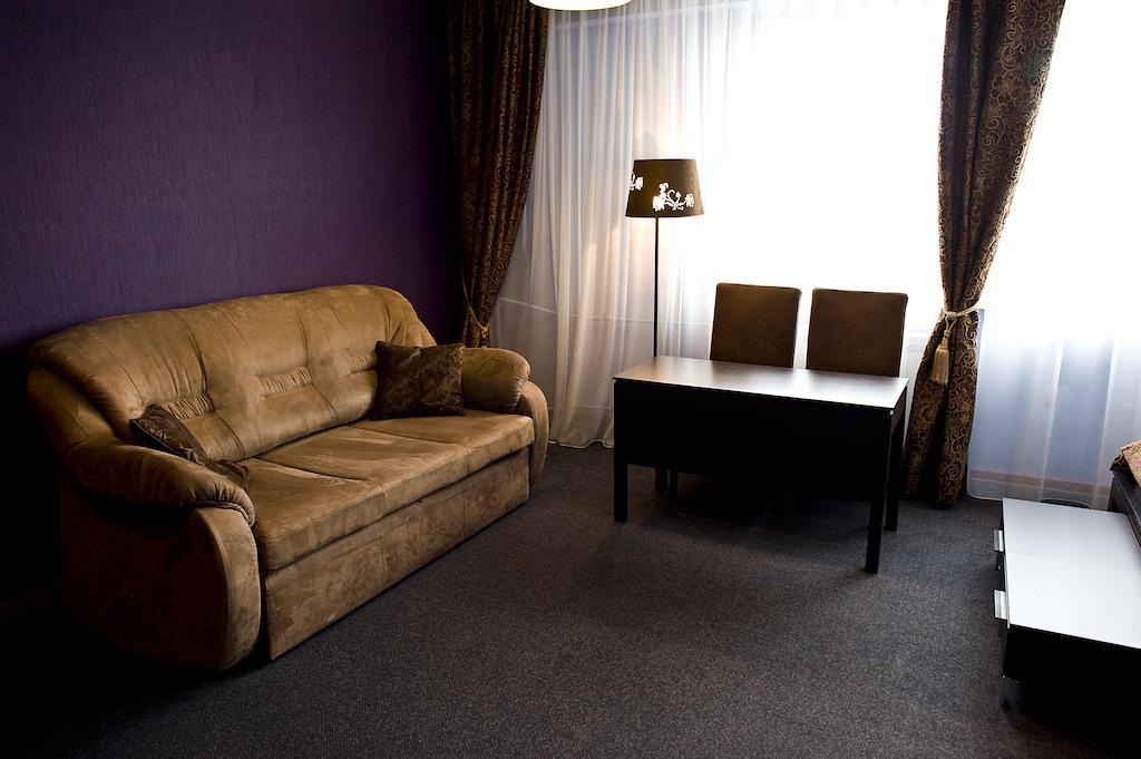 Hotel Korona Łuków Szoba fotó